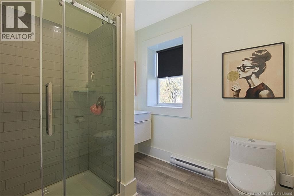 357 Dufferin Row, photo 32