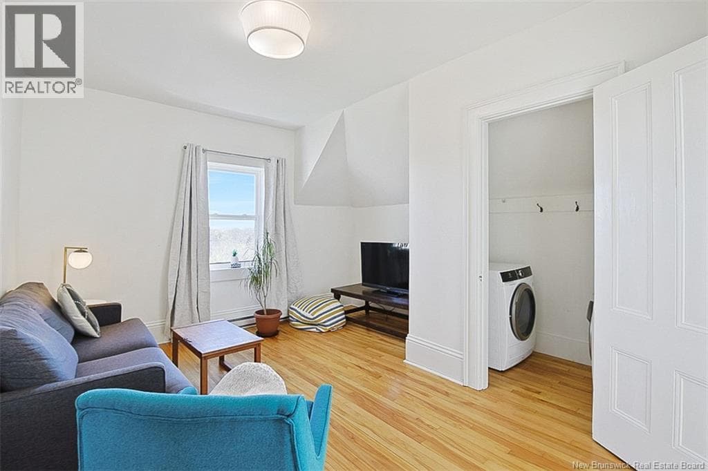 357 Dufferin Row, photo 40