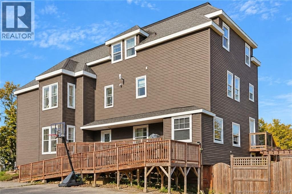 357 Dufferin Row, photo 48