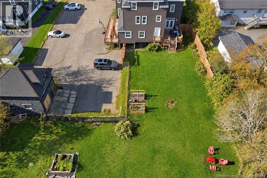 357 Dufferin Row, photo 50