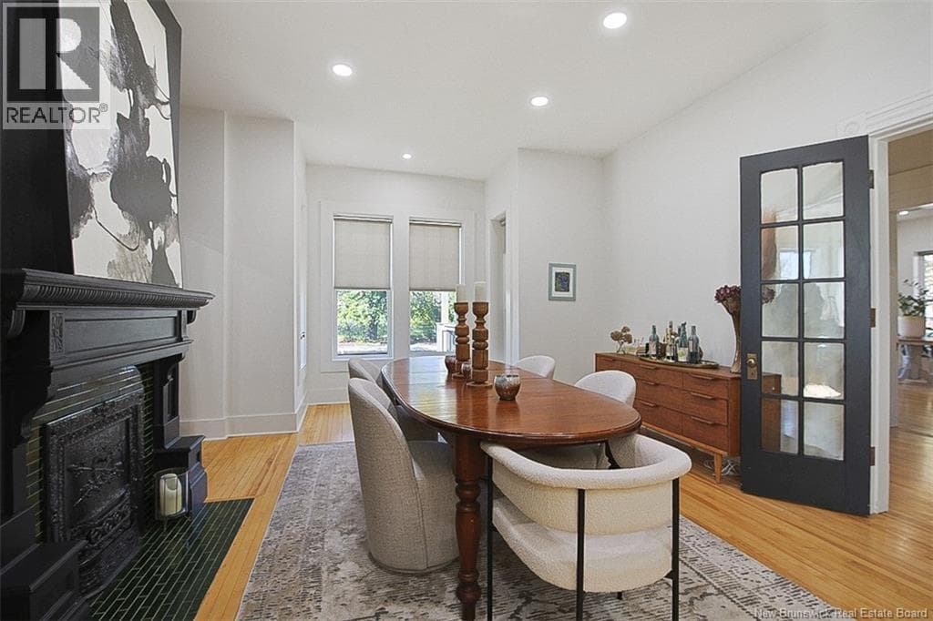 357 Dufferin Row, photo 7