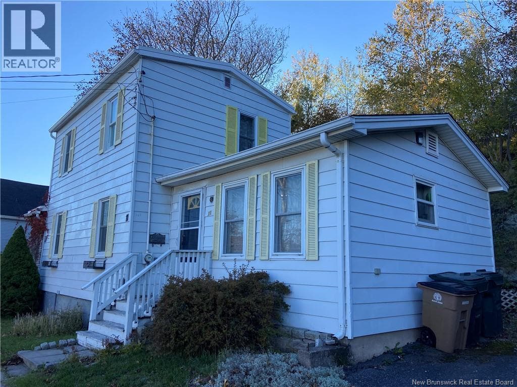 11 Rope Walk Road, photo 2