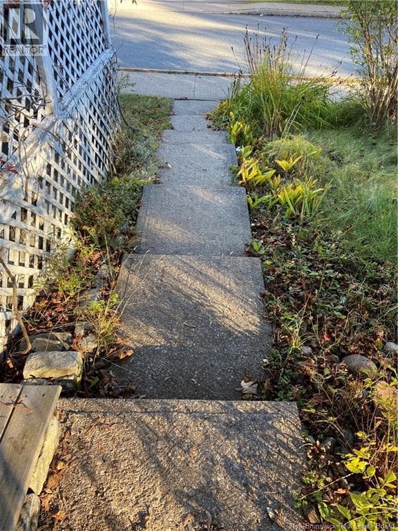11 Rope Walk Road, photo 36
