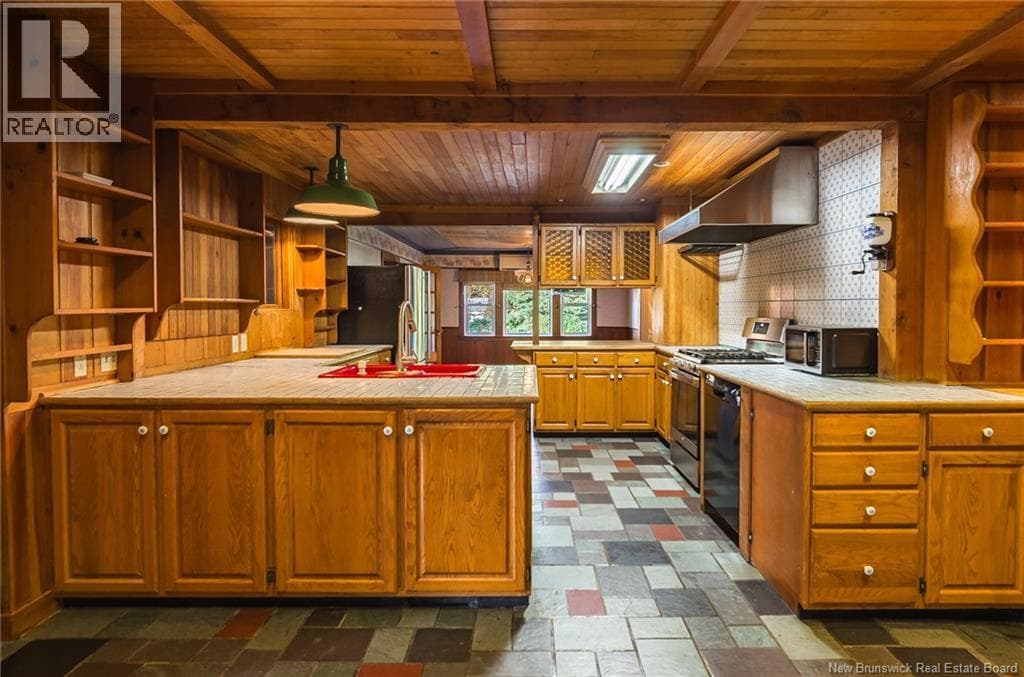 356 Hampton Road, photo 9