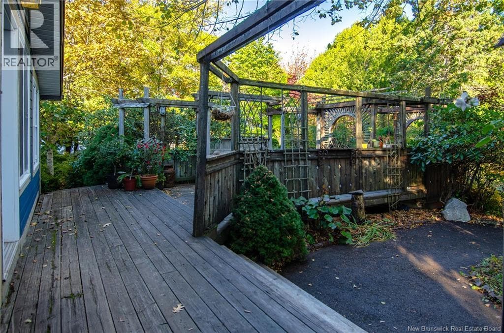 356 Hampton Road, photo 3