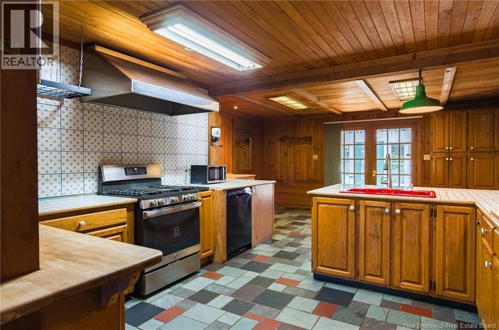 356 Hampton Road, photo 13