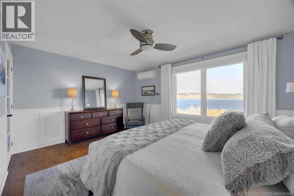 50 Beach Road, photo 23