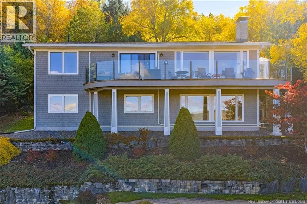 50 Beach Road, photo 3