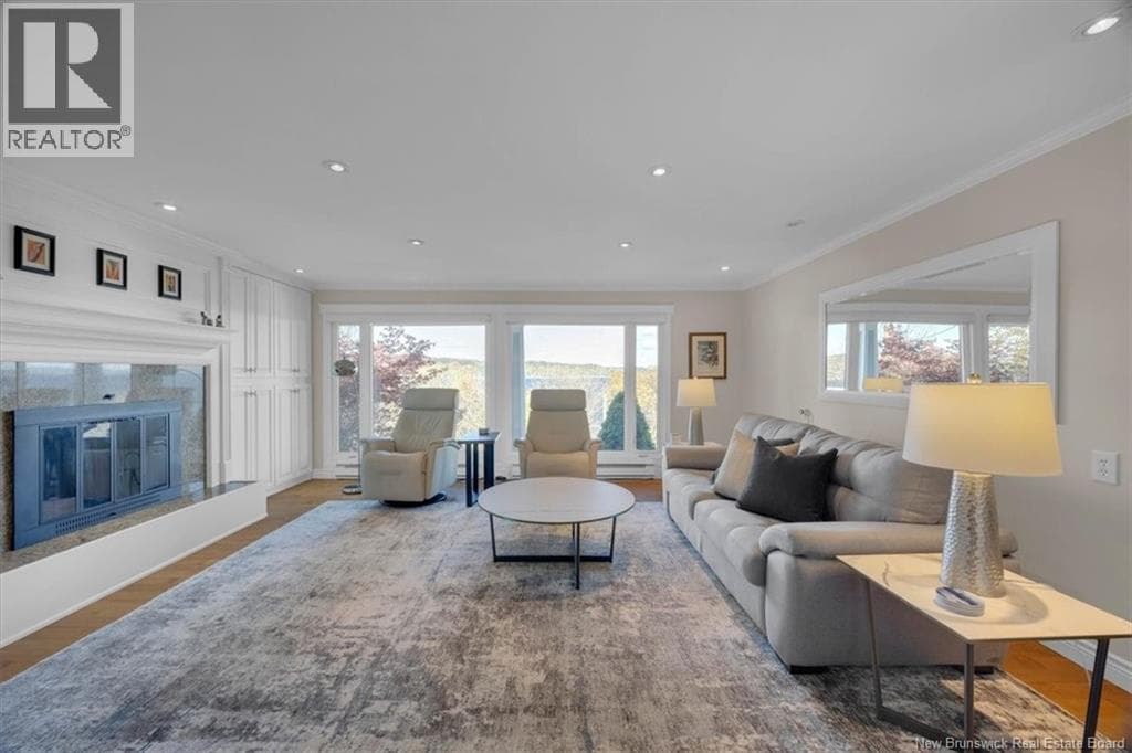 50 Beach Road, photo 30