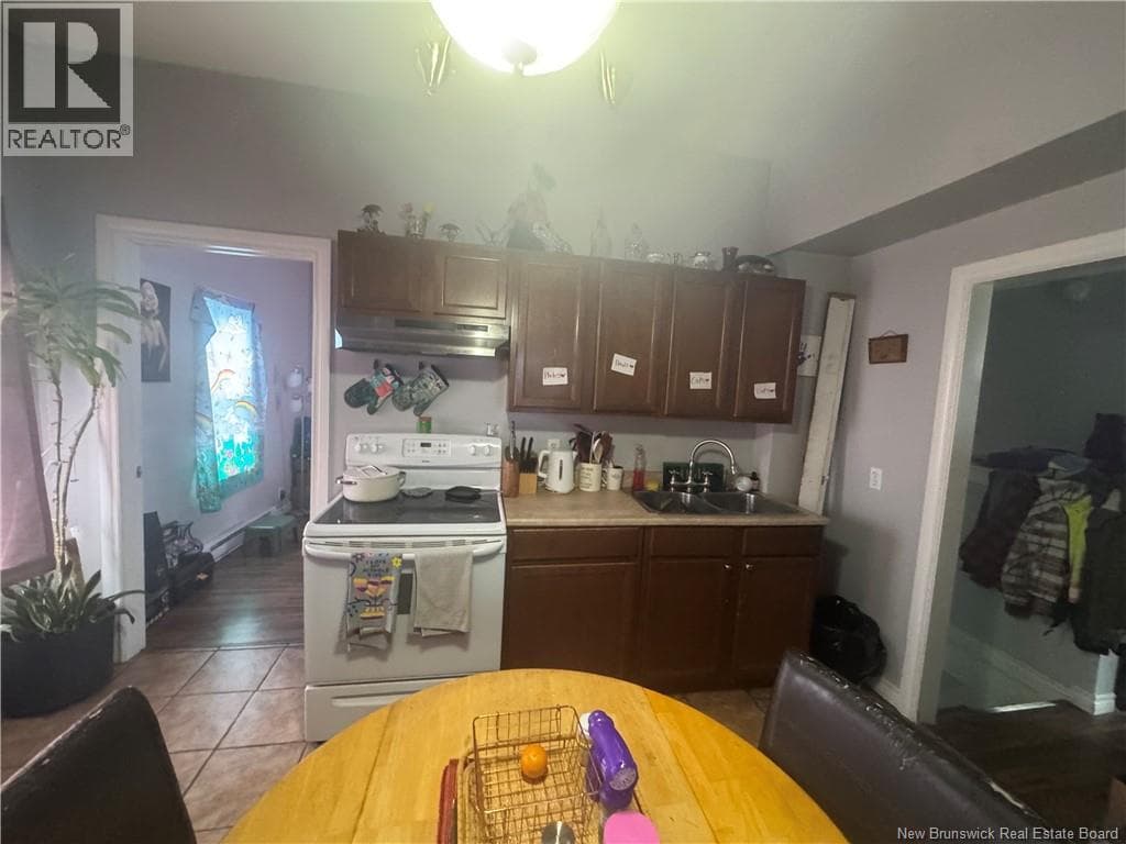 234 Guilford Street, photo 5