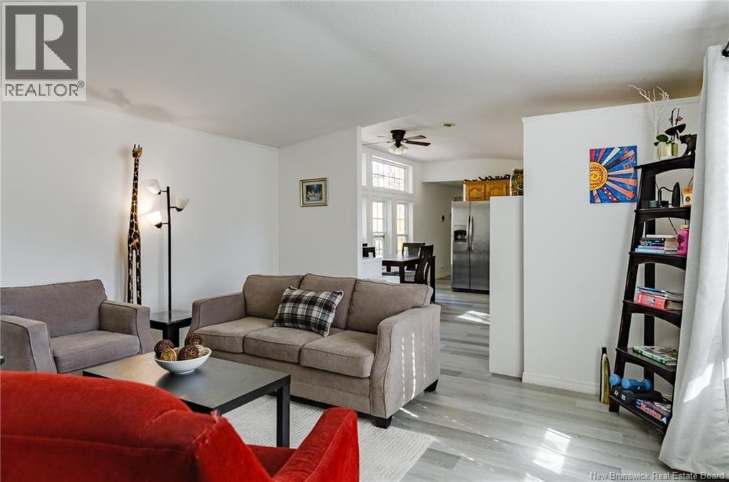 84 Butternut Lane, photo 13