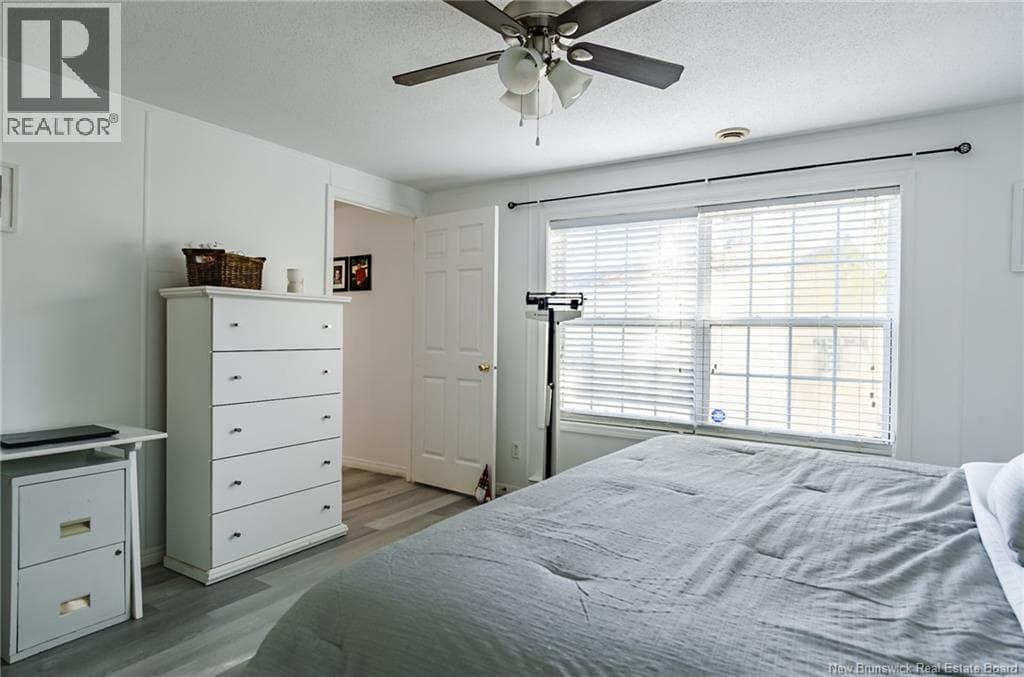 84 Butternut Lane, photo 20