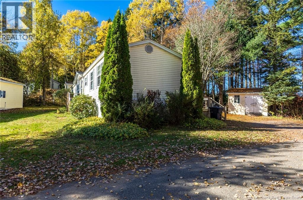 84 Butternut Lane, photo 3
