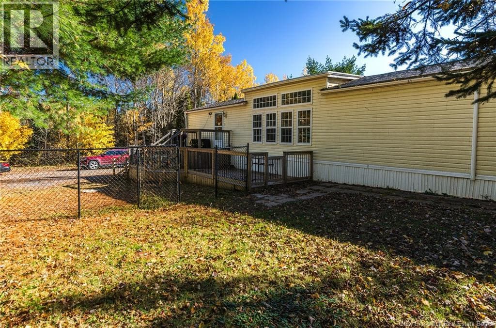 84 Butternut Lane, photo 4