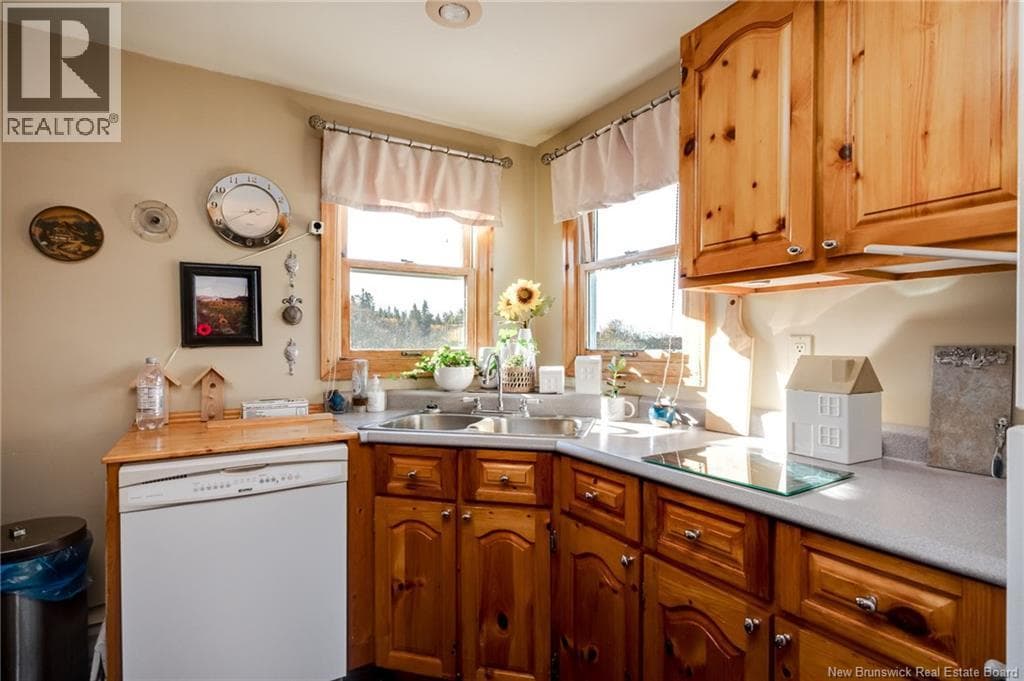 10-14 Seacoast Lane, photo 4