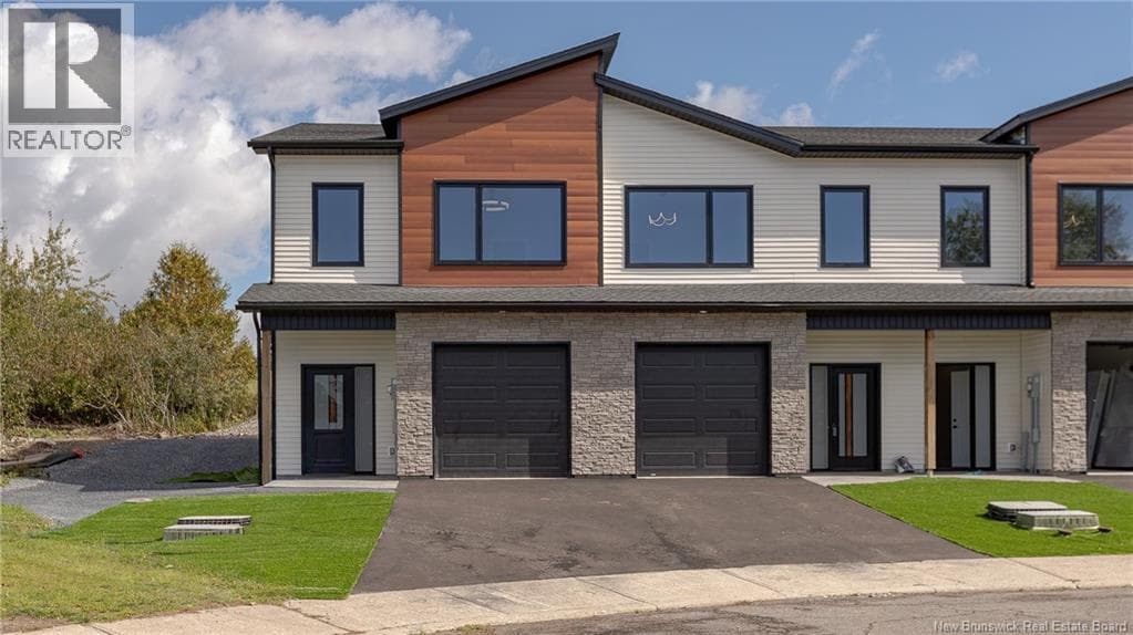 48 Oakhill Crescent
