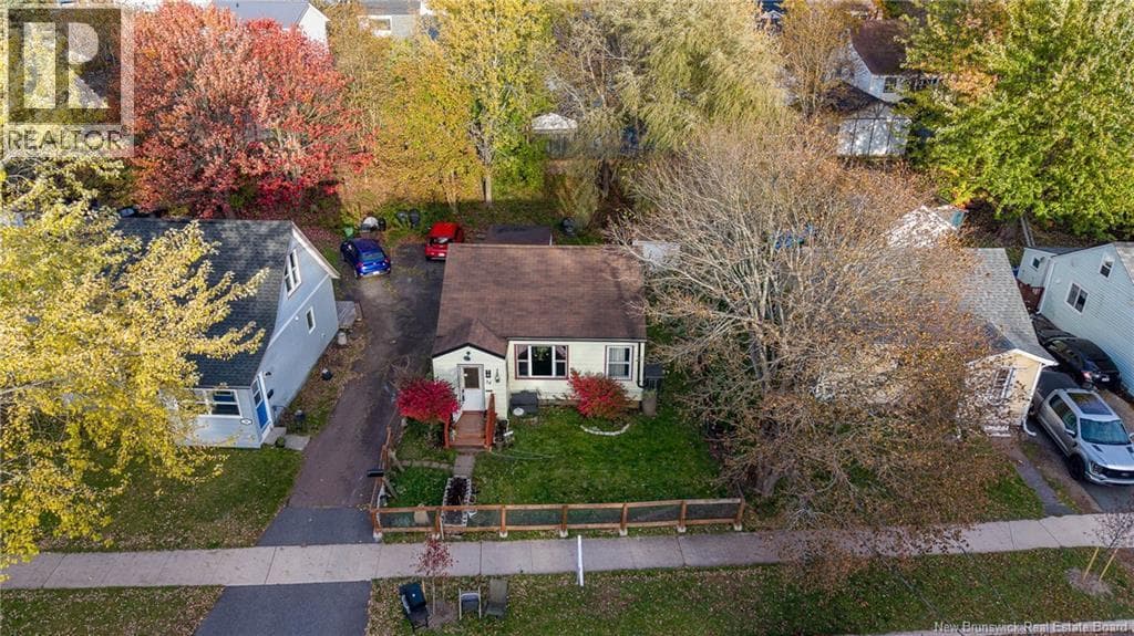 34 Currie Avenue, photo 29