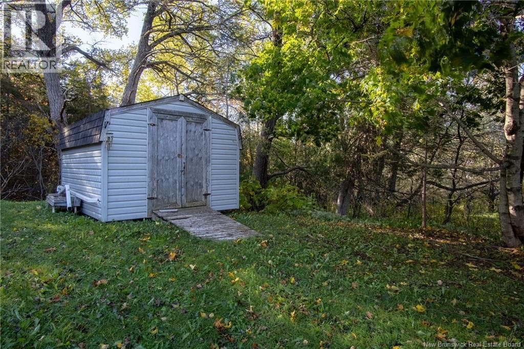 3234 Loch Lomond Road, photo 37