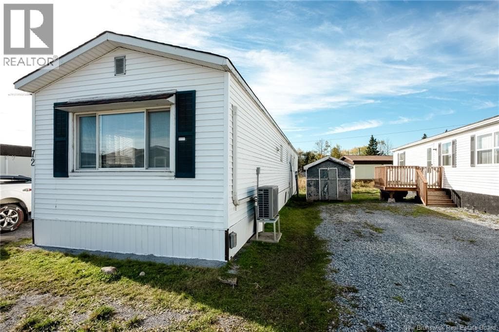 72 Violet Street, photo 9