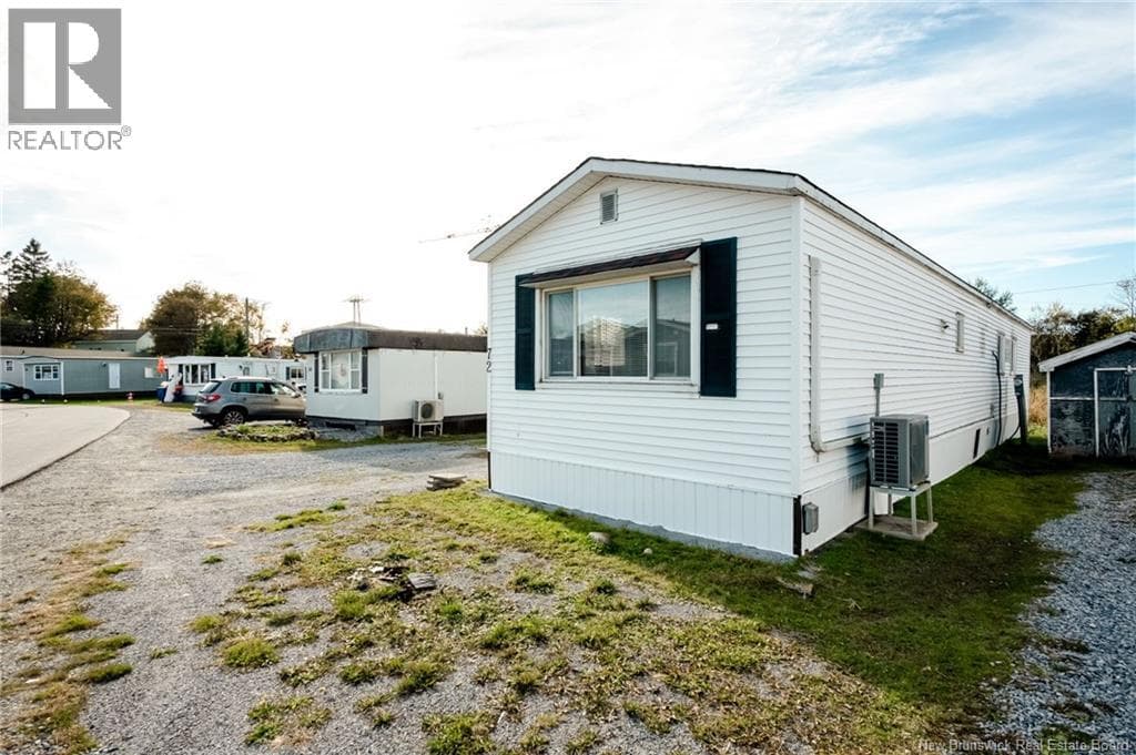 72 Violet Street, photo 24