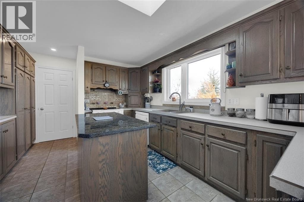 38 Edgemount Drive, photo 22