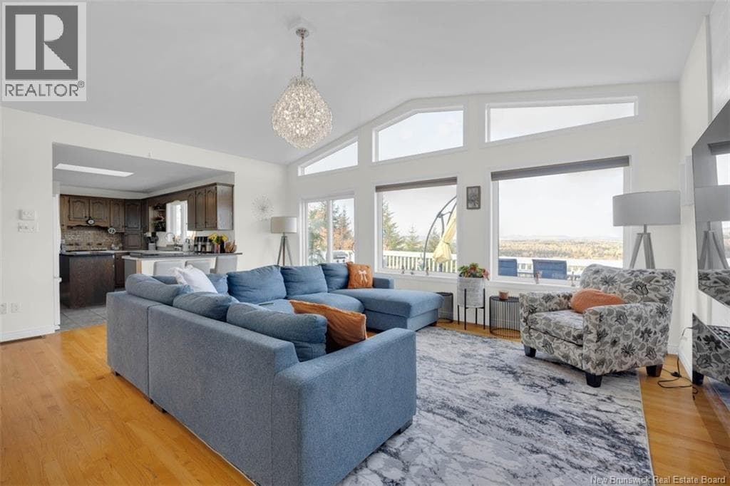38 Edgemount Drive, photo 8