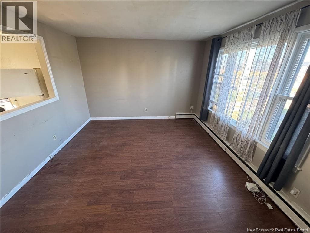 70-72 Spruce Avenue, photo 16