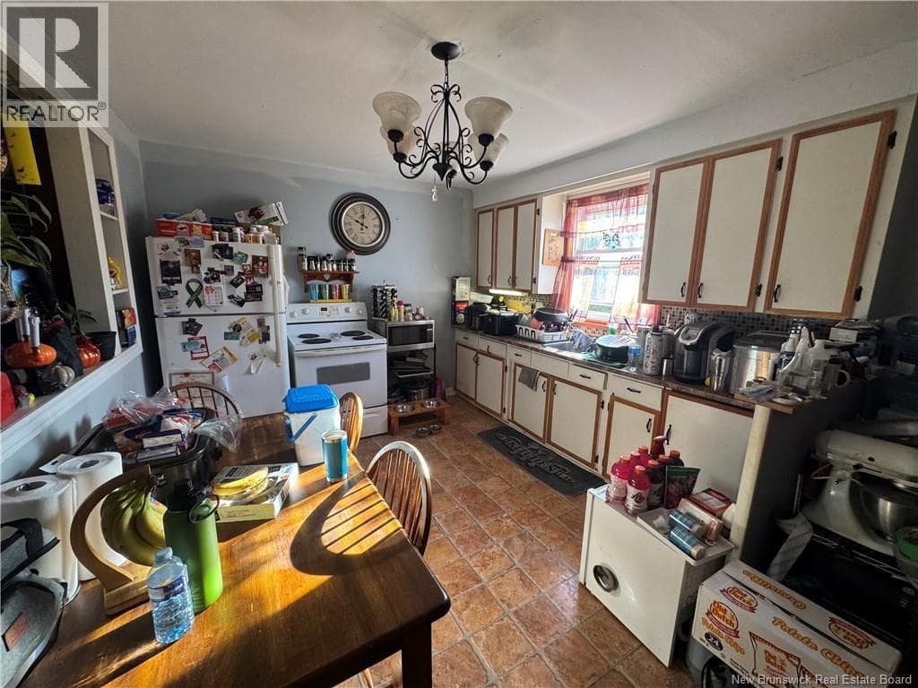 70-72 Spruce Avenue, photo 7