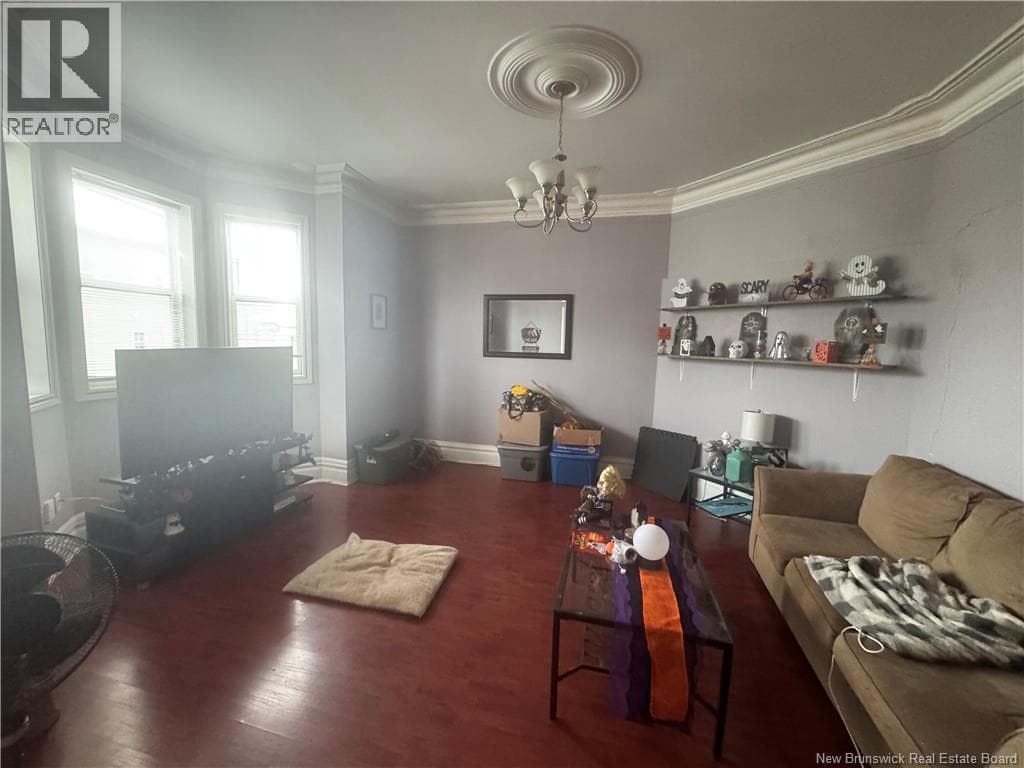 160 Charlotte Street, photo 4