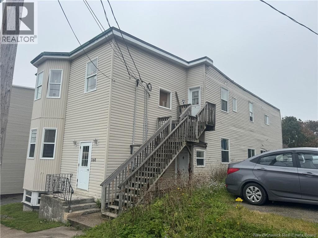 160 Charlotte Street, photo 2