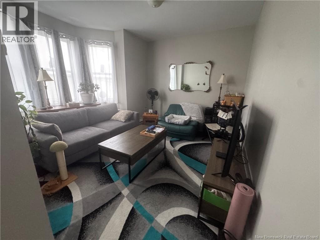 160 Charlotte Street, photo 8