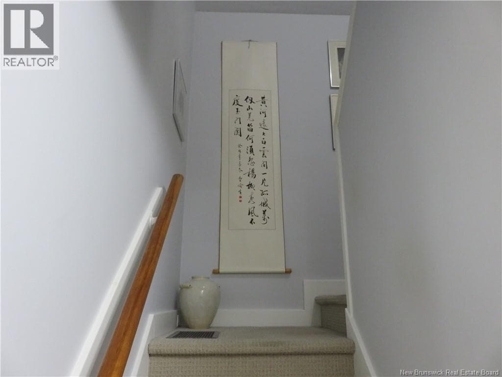 692 Dunn Avenue, photo 23