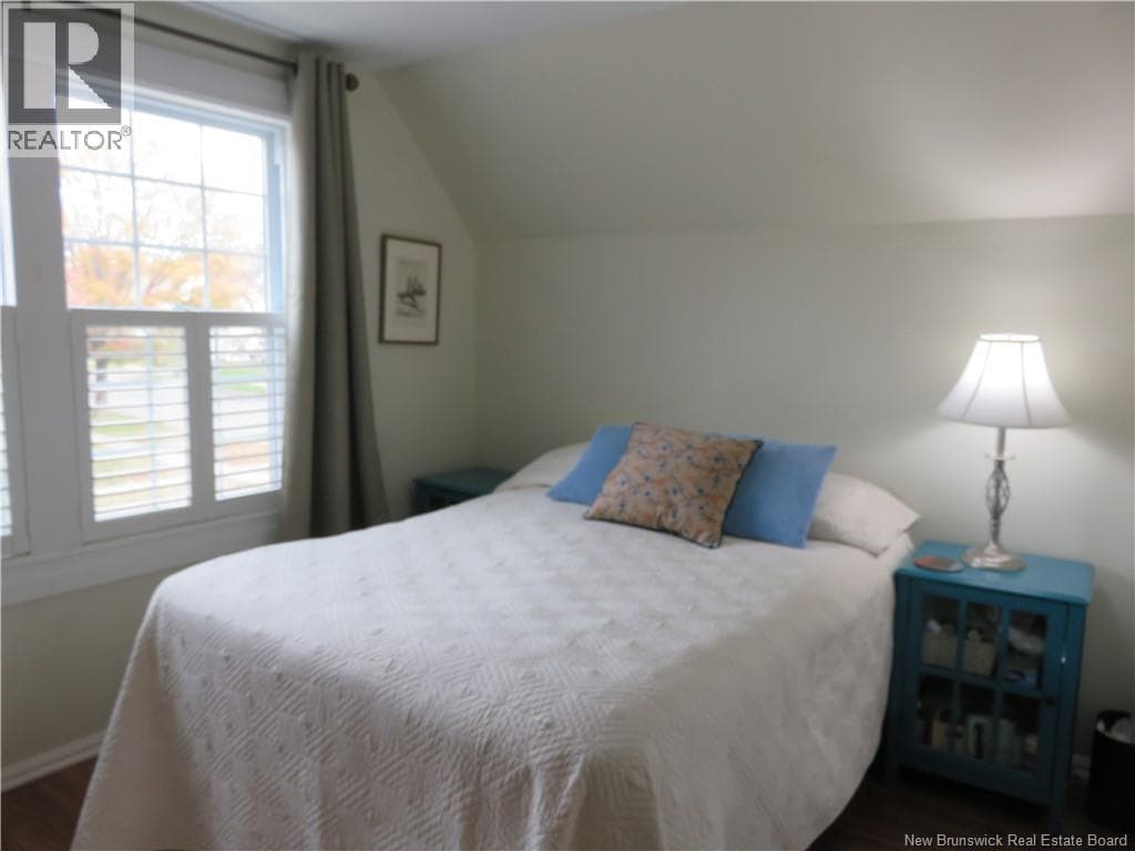692 Dunn Avenue, photo 28