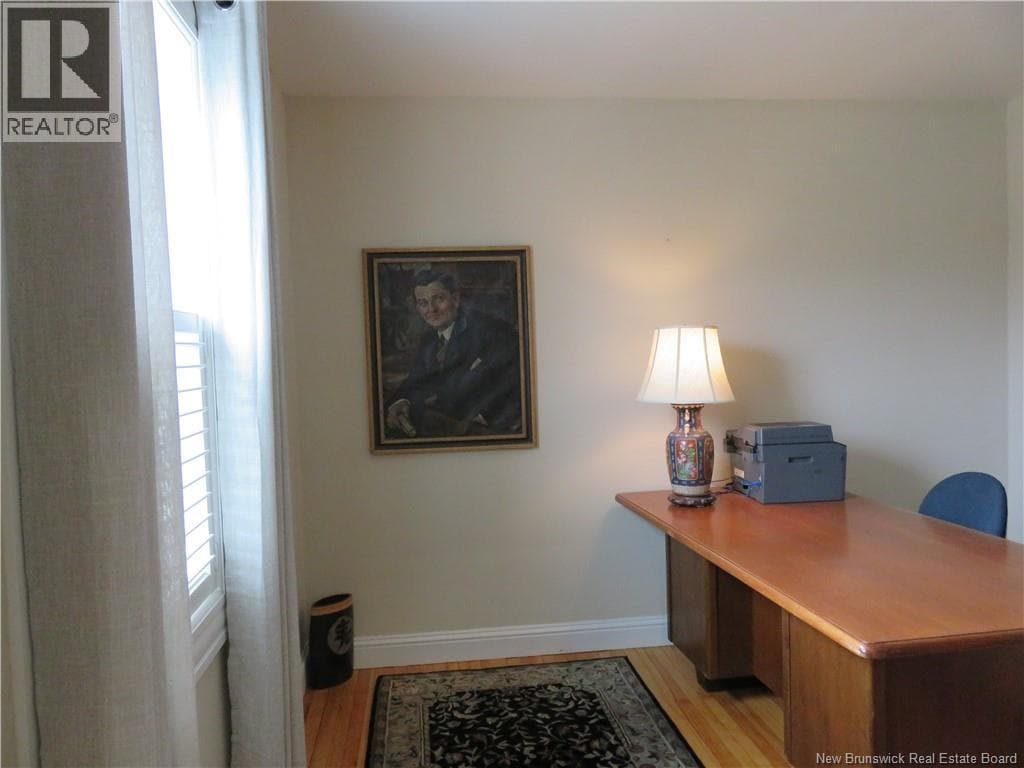692 Dunn Avenue, photo 35