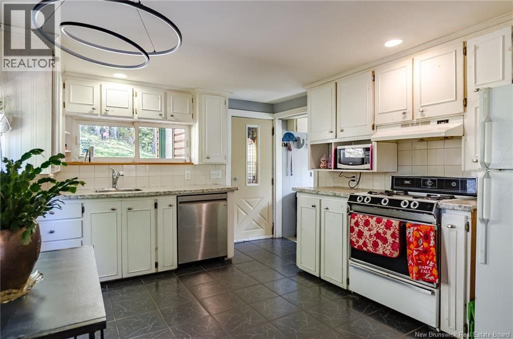 137 Lawrence Long Road, photo 5