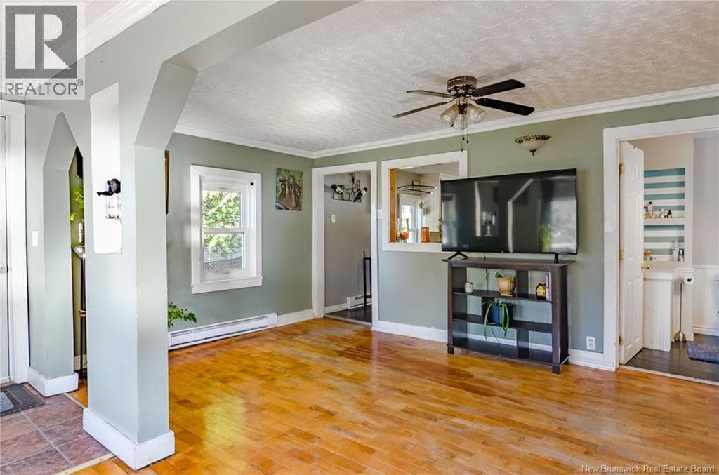137 Lawrence Long Road, photo 9
