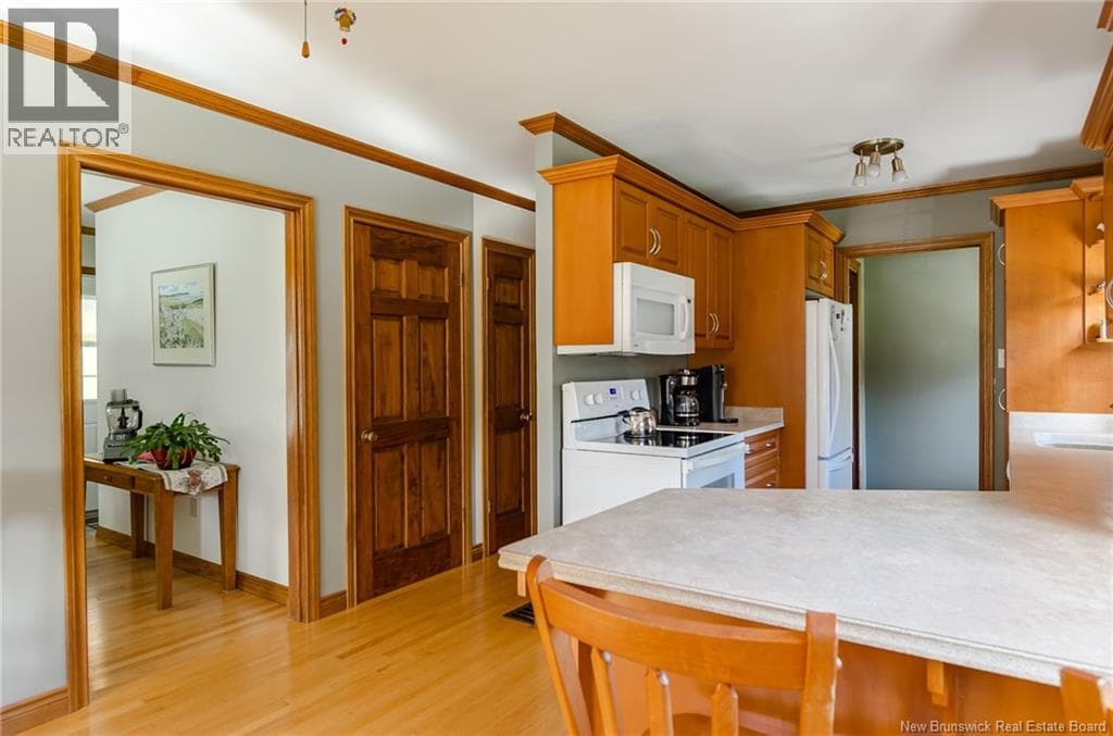 44 Neck Road, photo 19