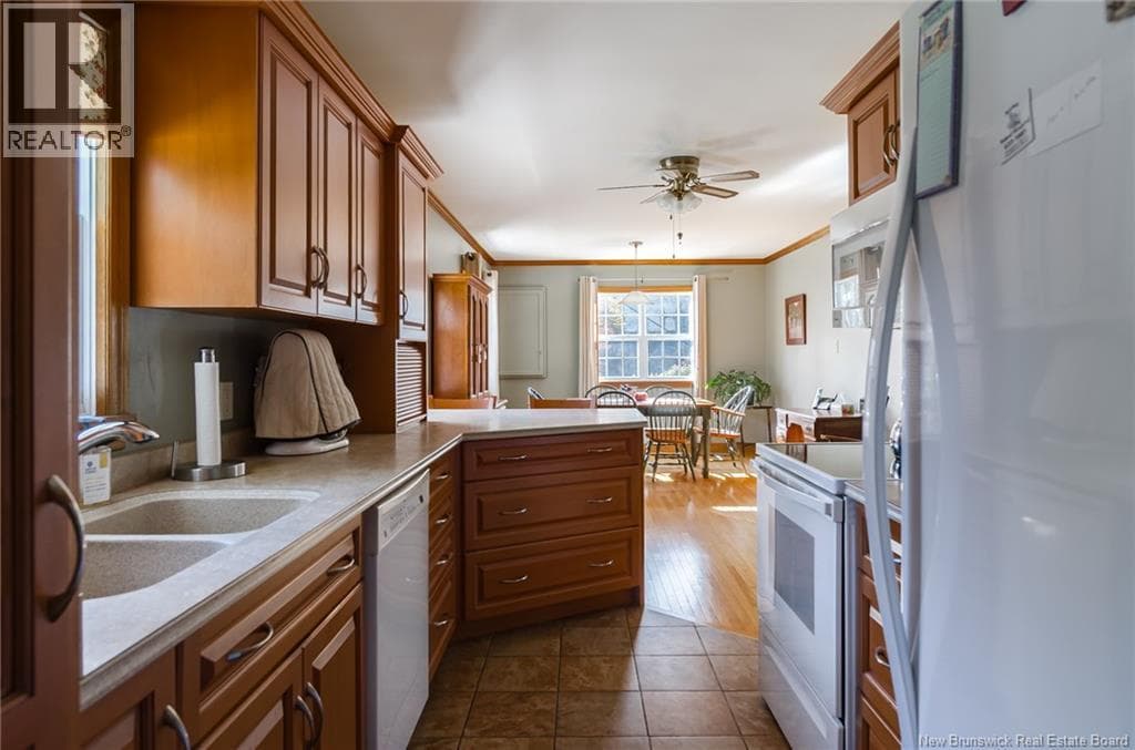 44 Neck Road, photo 21