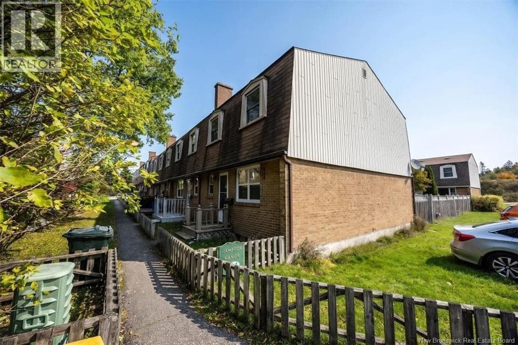 14 Hampton Manor, photo 7
