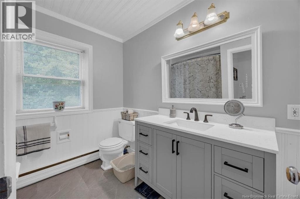 14 Hampton Manor, photo 20