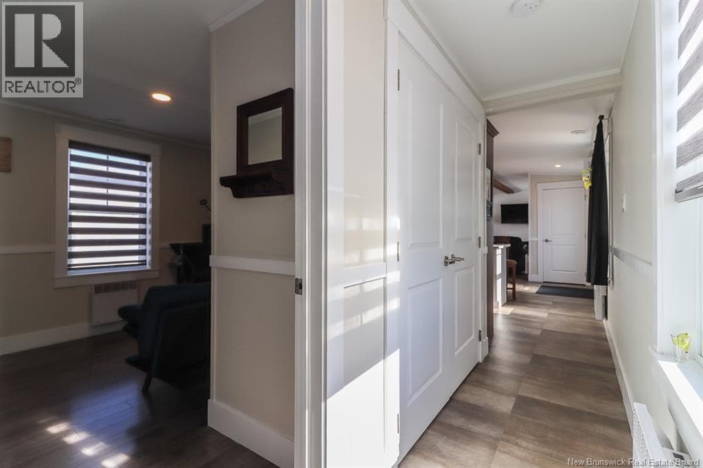 50 Rex Hurley Boulevard, photo 26