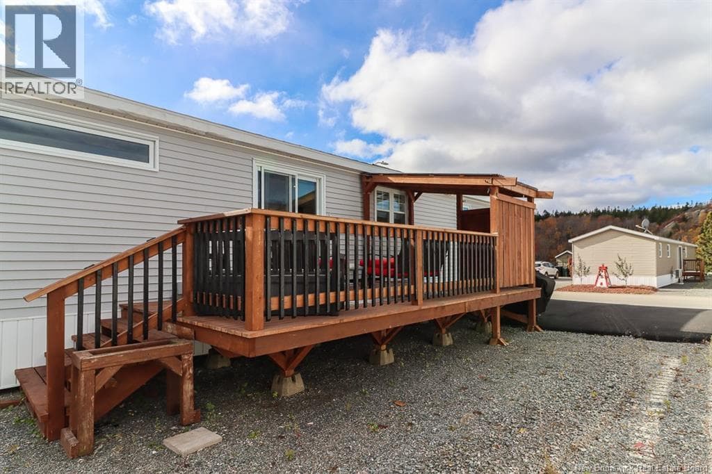 50 Rex Hurley Boulevard, photo 46