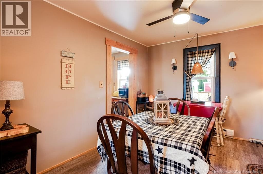 145 Bellevue Street, photo 10