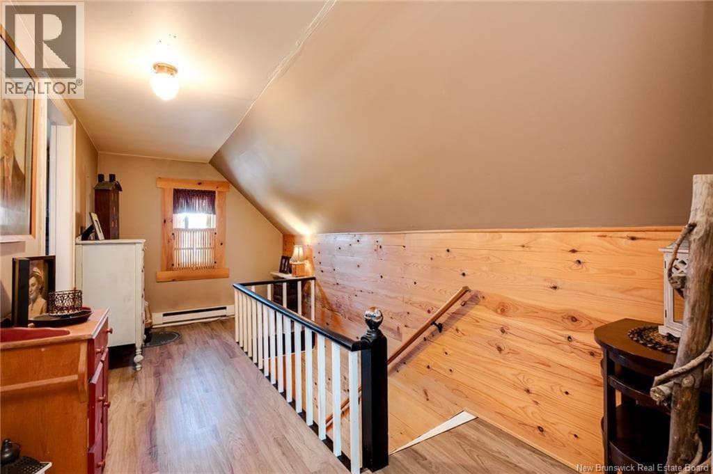 145 Bellevue Street, photo 20