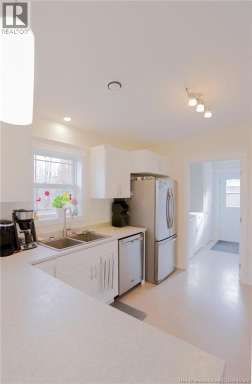 40 Ella Crescent, photo 4