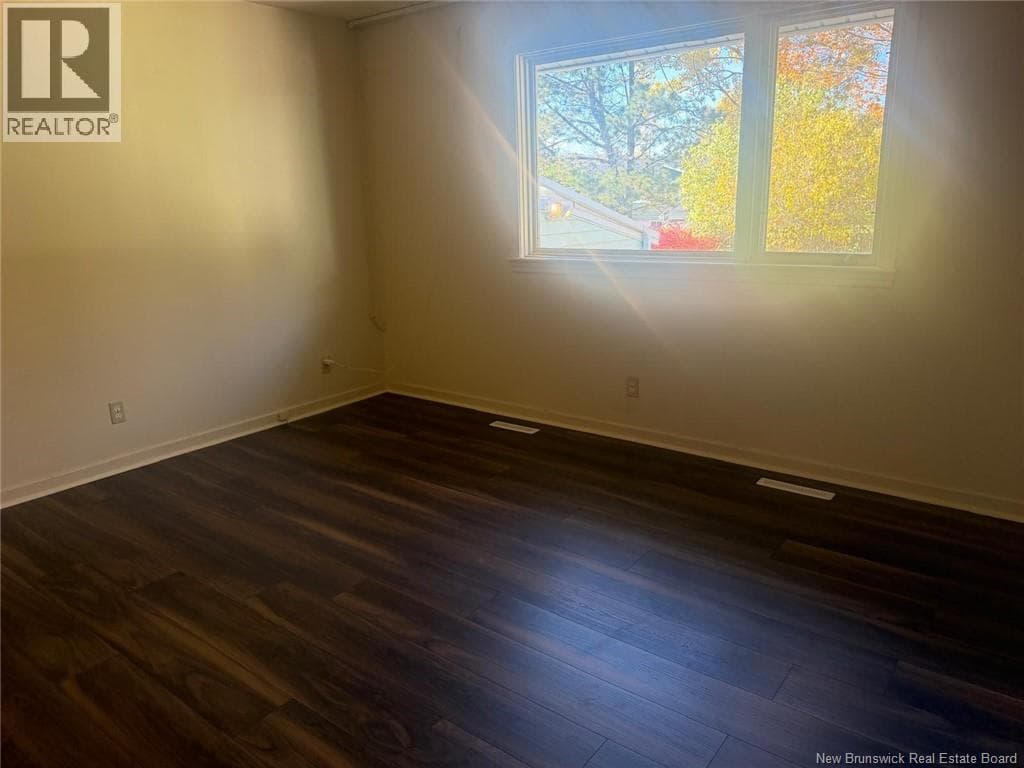 21 Bedell Avenue, photo 17