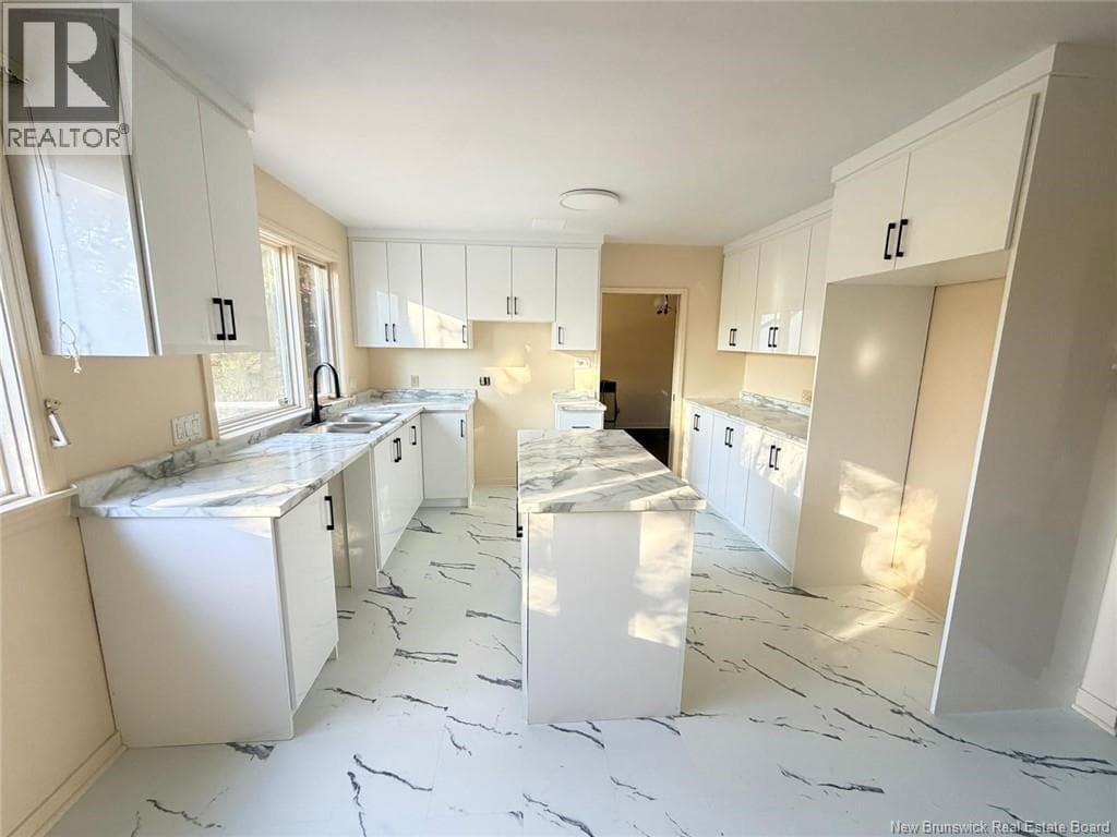 21 Bedell Avenue, photo 14