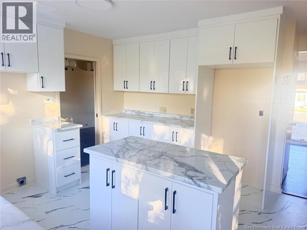 21 Bedell Avenue, photo 13