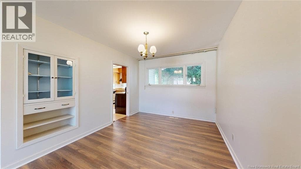 21 Bedell Avenue, photo 11