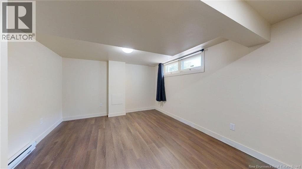 21 Bedell Avenue, photo 30